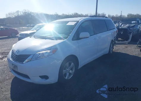2012 Toyota Sienna Le V6 8 Passenger из США, поврежденный, VIN 5TDKK3DC0CS206512